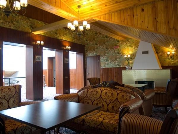 Marco Polo Hotel Ulʼyanovka Buitenkant foto